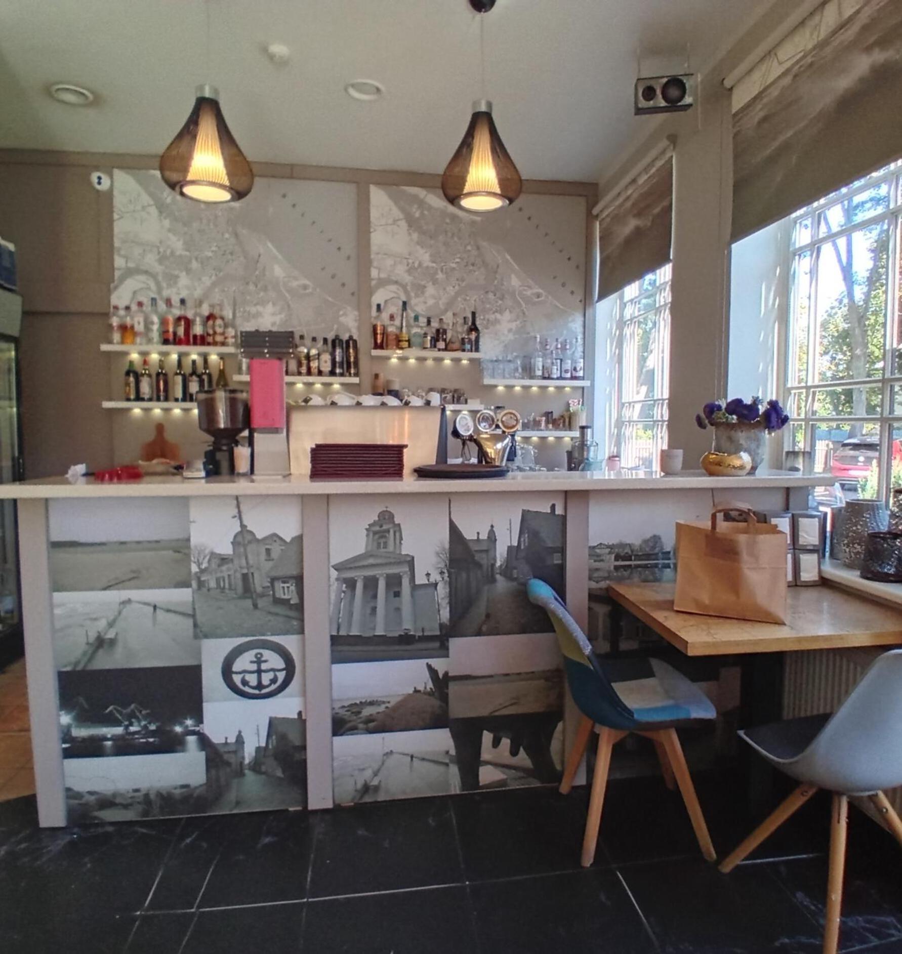 尤拉斯布利兹酒店 文茨皮尔斯 外观 照片
